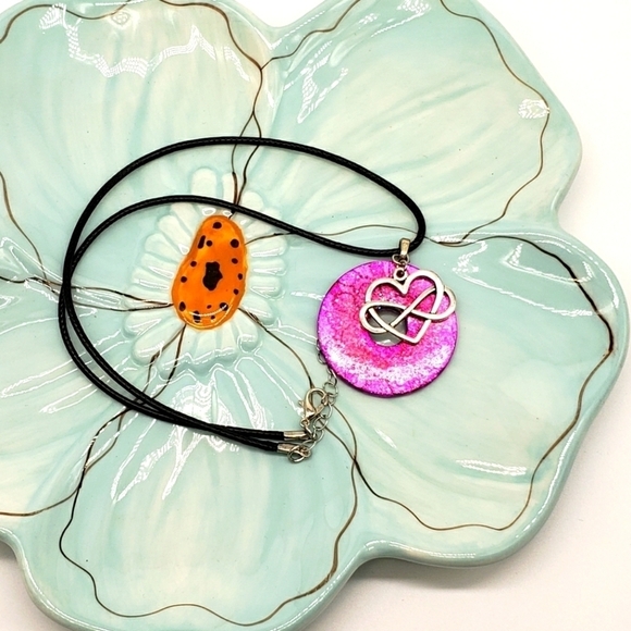 Heart in the Infinity Symbol Charm Pendent Necklace - Picture 4 of 5